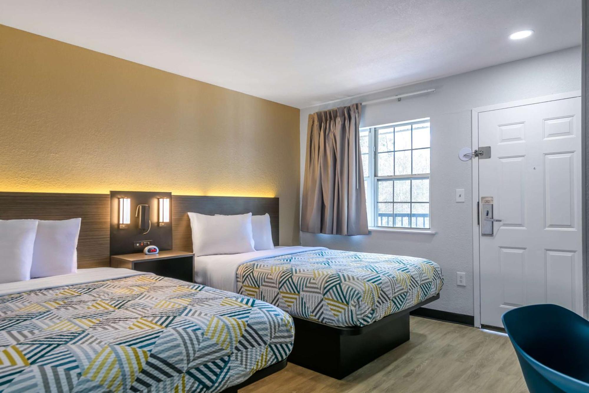 Motel 6 Columbus, Ga Columbus Airport Экстерьер фото